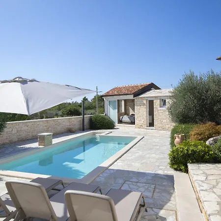 Mason With Heated Pool And Mini Wellness Rovinjsko Selo