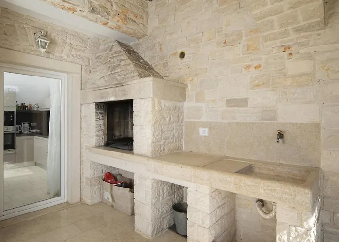 Mason With Heated Pool And Mini Wellness * Rovinjsko Selo