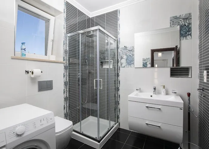 Mason With Heated Pool And Mini Wellness *
